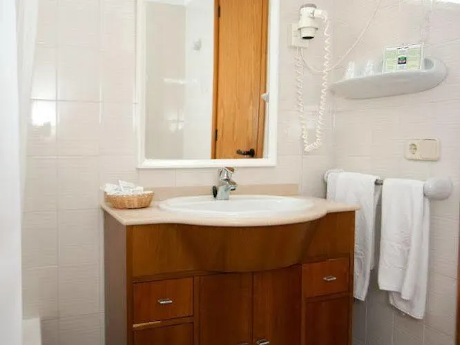 Cabot Velas * פורט דה פולנסה