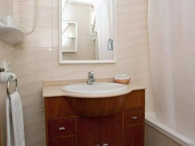 Cabot Velas Apartman *