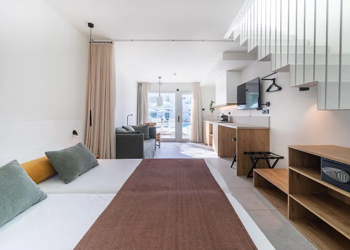 Cabot Velas 波连萨港